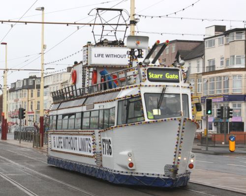 Blackpool Corporation Tramways  736 built 1965